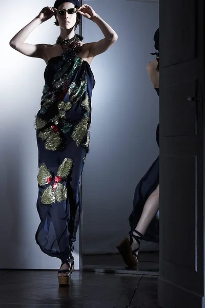 Look 30